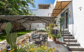 Dimora Lopez B&B